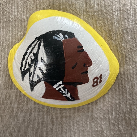 Hand Painted Redskins Memorbilia - Picture 4 of 5